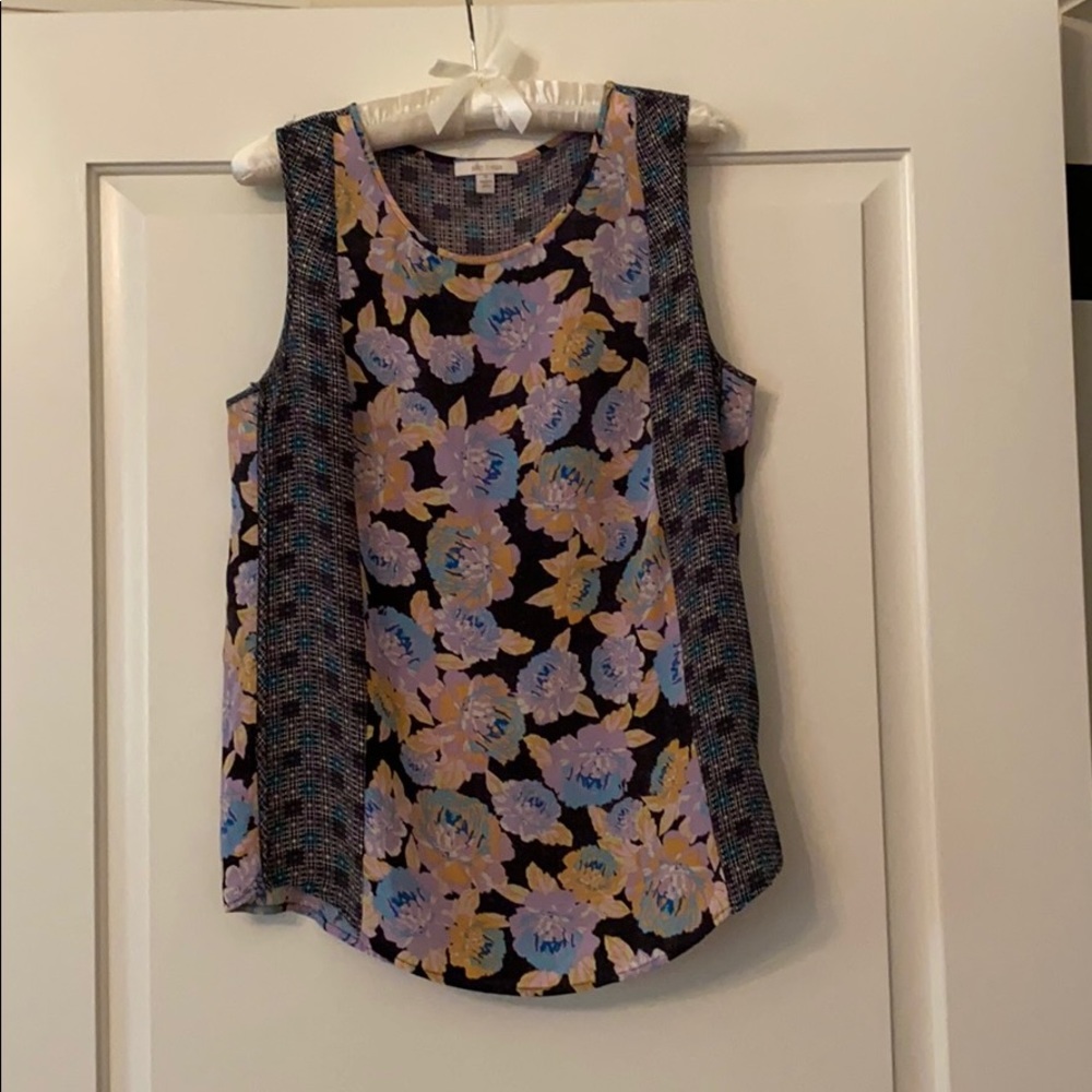 Ella moss floral top